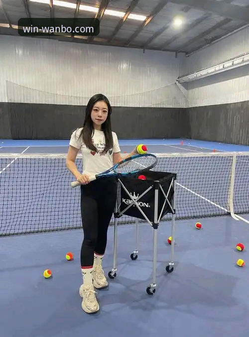 沙漠网球天堂背后的“滞留危机”：万搏体育平台资深用户观赛手记